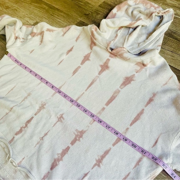 Chaser Pink Tie Dye Cropped Hooded Sweatshirt Medium - Picture 6 of 7